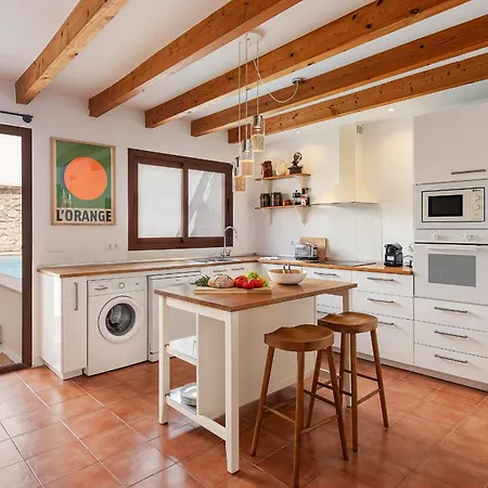 Ca Na Rieres - By Emerald Pollenca